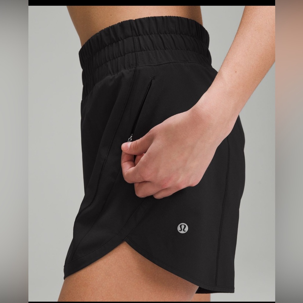 Lululemon track that shorts